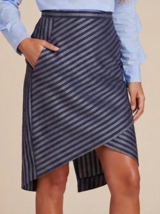 Tracy Reese Dresses & Skirts - Tracy Reese Navy Blue Directional Stripe Midi Skirt Size 8 39658